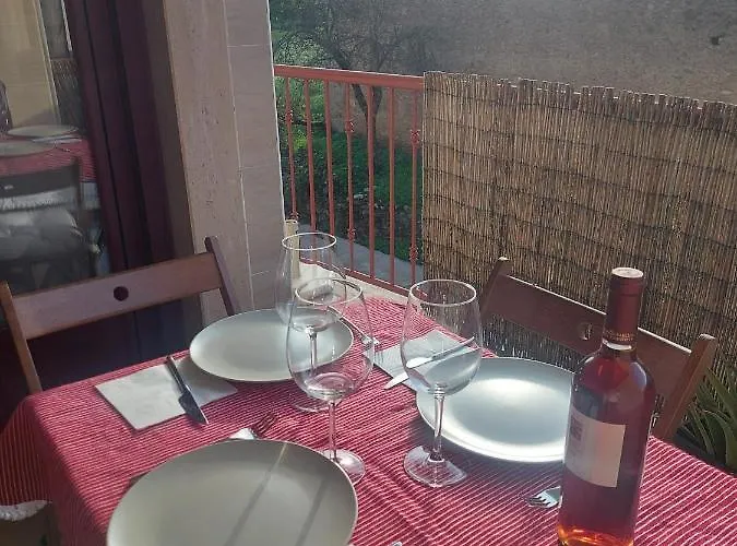 The Plaza De Garaje Gratis